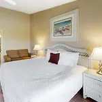 Seascape Lakefront Villas 228