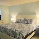 Tennis Village 80B