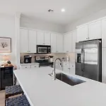Magnolia Bay 8593