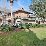 Magnolia Bay 8593