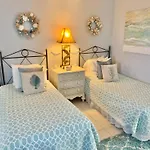4063 Beachside One