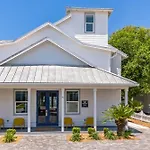 Bohemian Beach Retreat Fully Stocked Villa Near Beach W Pool Outdoor Dining