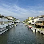 Sandpiper Cover 2031 Near Beach Sleeps 4