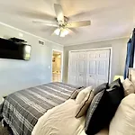 Sandpiper Cover 2031 Near Beach Sleeps 4