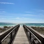 Sandpiper Cover 2031 Near Beach Sleeps 4