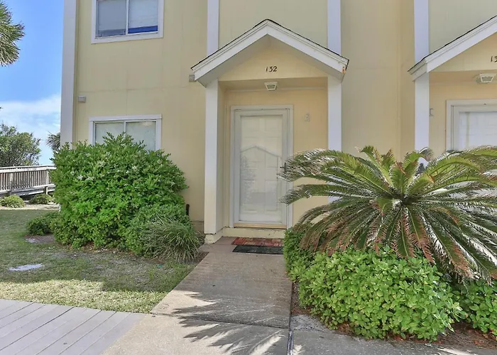 Southbay By The Gulf 132 Is A Completely Renovated 3 Bedroom Beach Front Townhome In Destin
