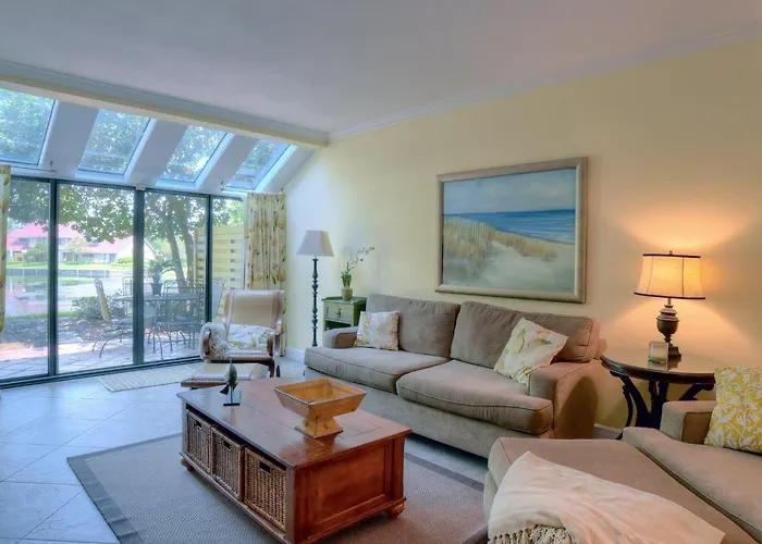 5067 Beachwalk