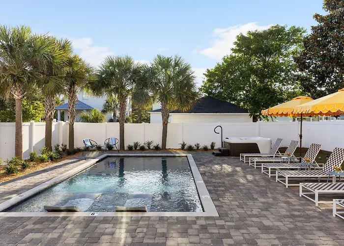 Bohemian Beach Retreat Fully Stocked Villa Near Beach W Pool Outdoor Dining
