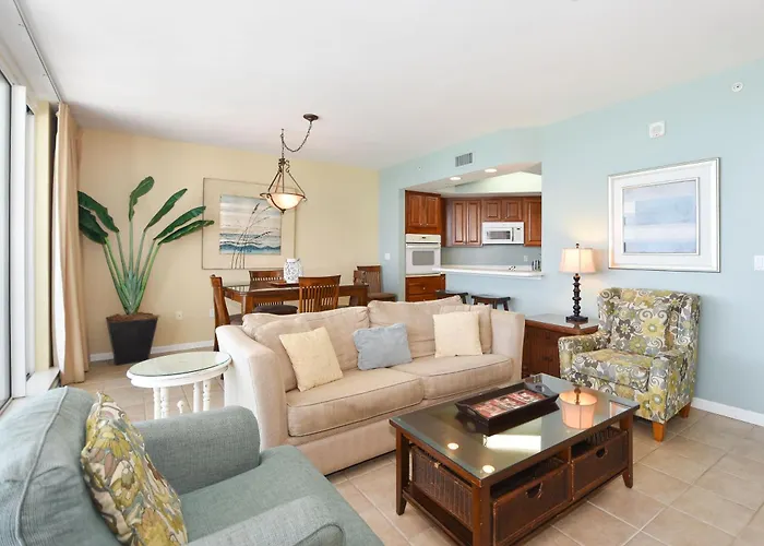 Silver Beach Towers W1103
