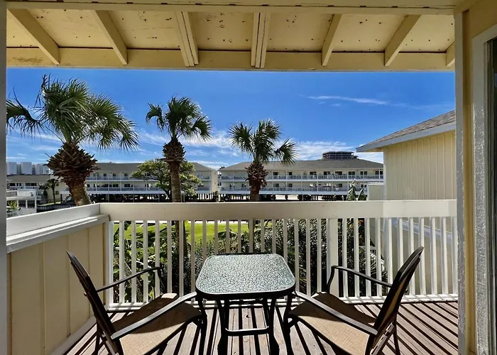 Sandpiper Cover 2031 Near Beach Sleeps 4