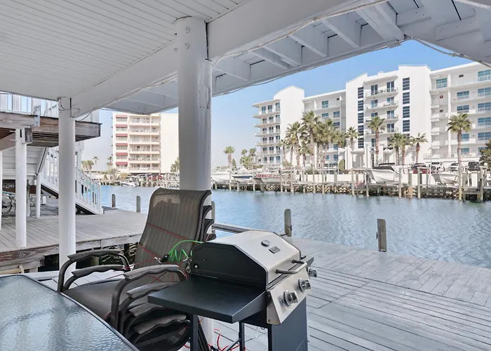 Canal Place #8