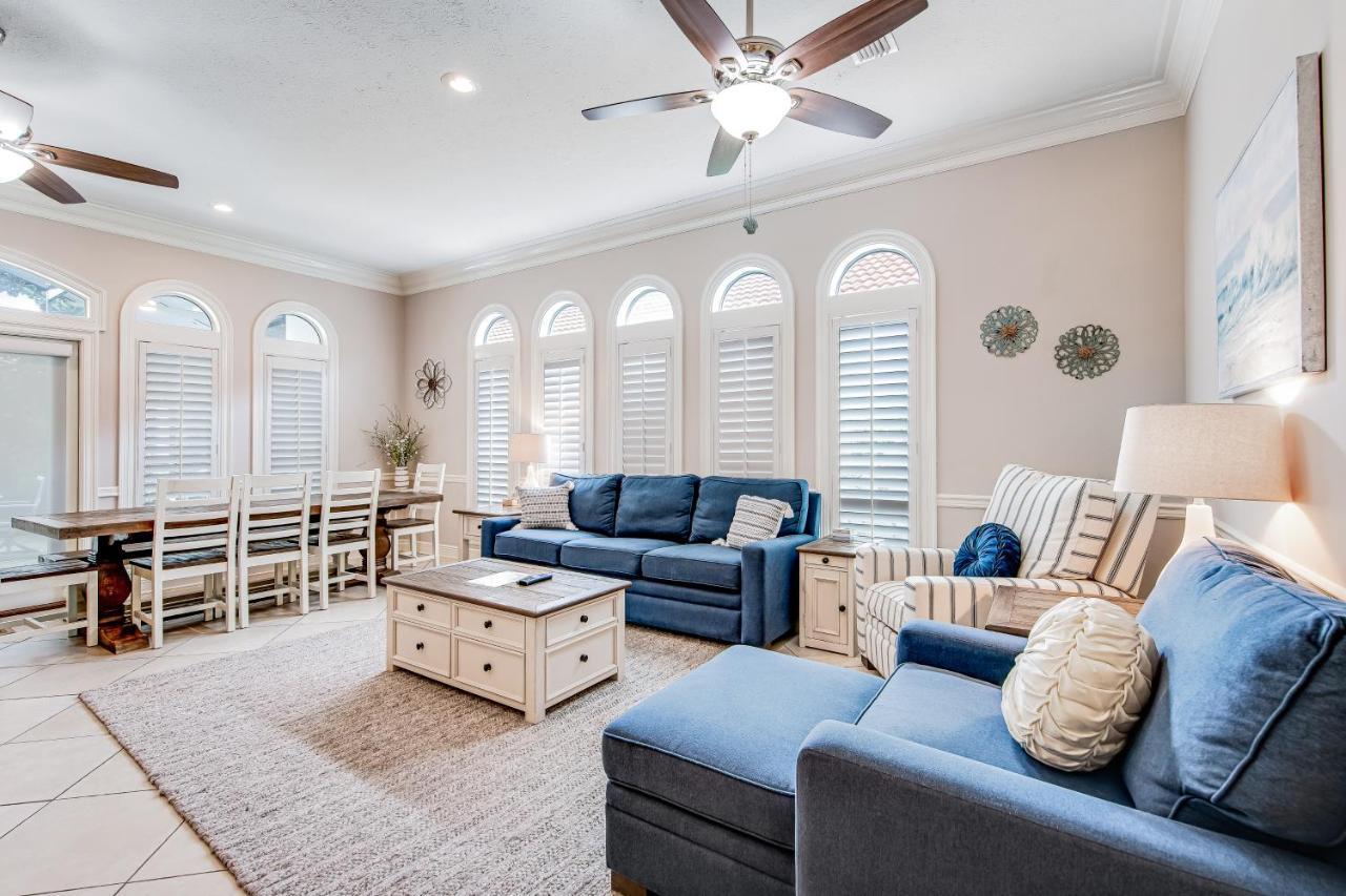 Cay La Vie Holiday home *