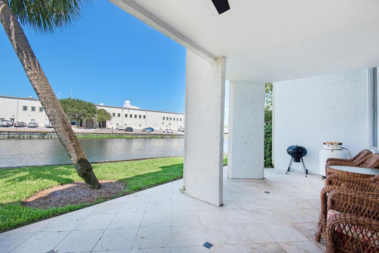 Apartment Shoreline Towers Townhouse 4-1 *