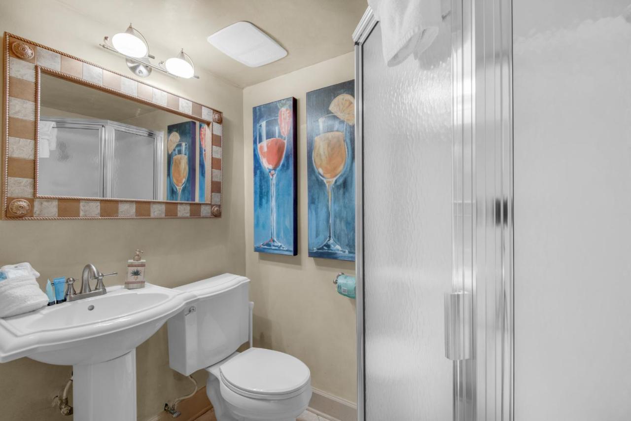 Apartment Shoreline Towers Townhouse 4-1 *