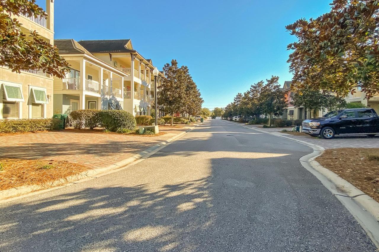 Villages Of Crystal Beach: Osprey Landing Destin