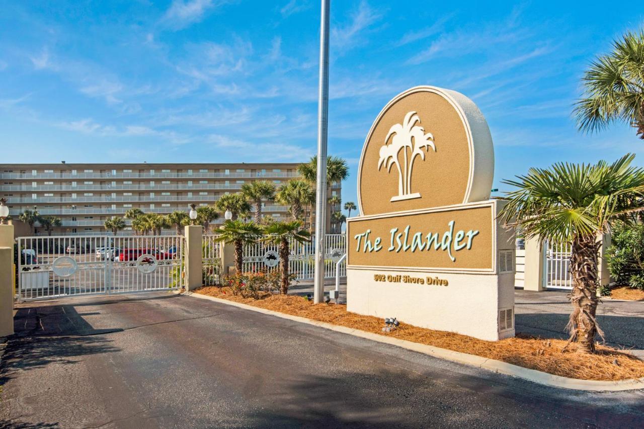 The Islander 412 Apartment