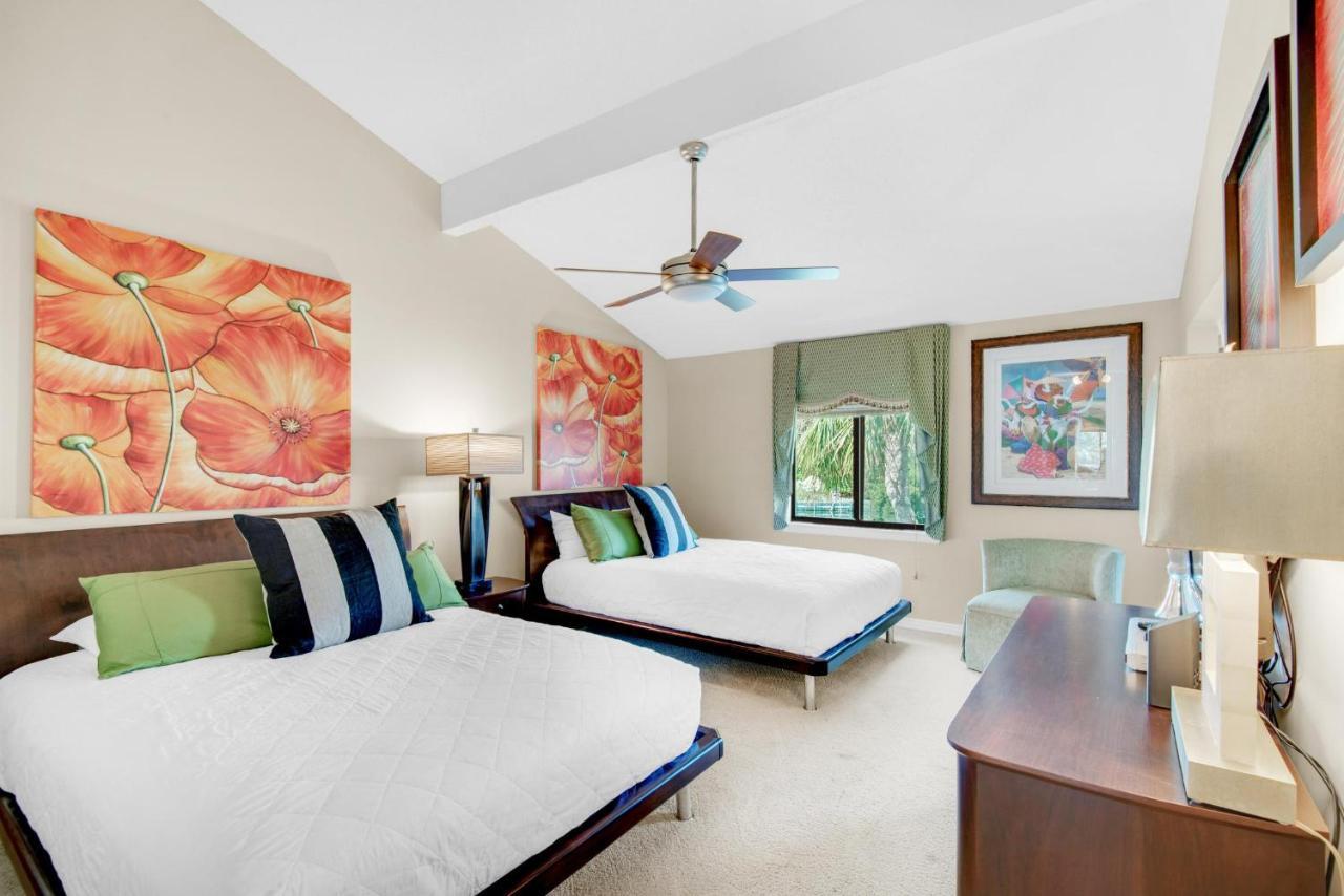Shoreline Towers Townhouse 4-1 Apartment