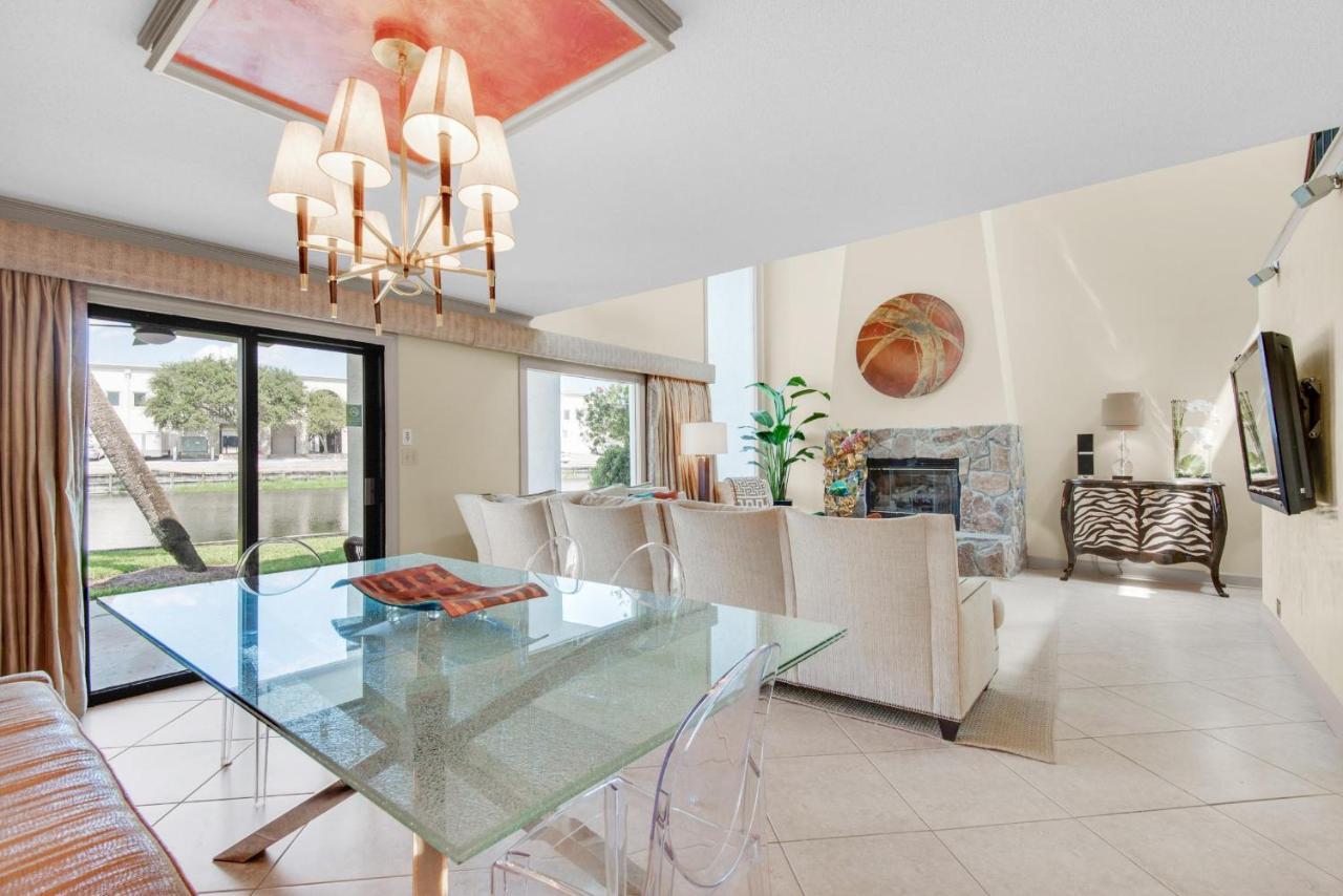 Shoreline Towers Townhouse 4-1 * Destin