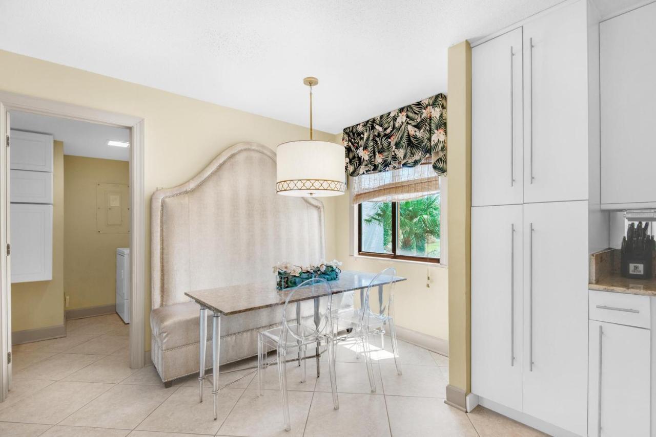 Apartment Shoreline Towers Townhouse 4-1 *