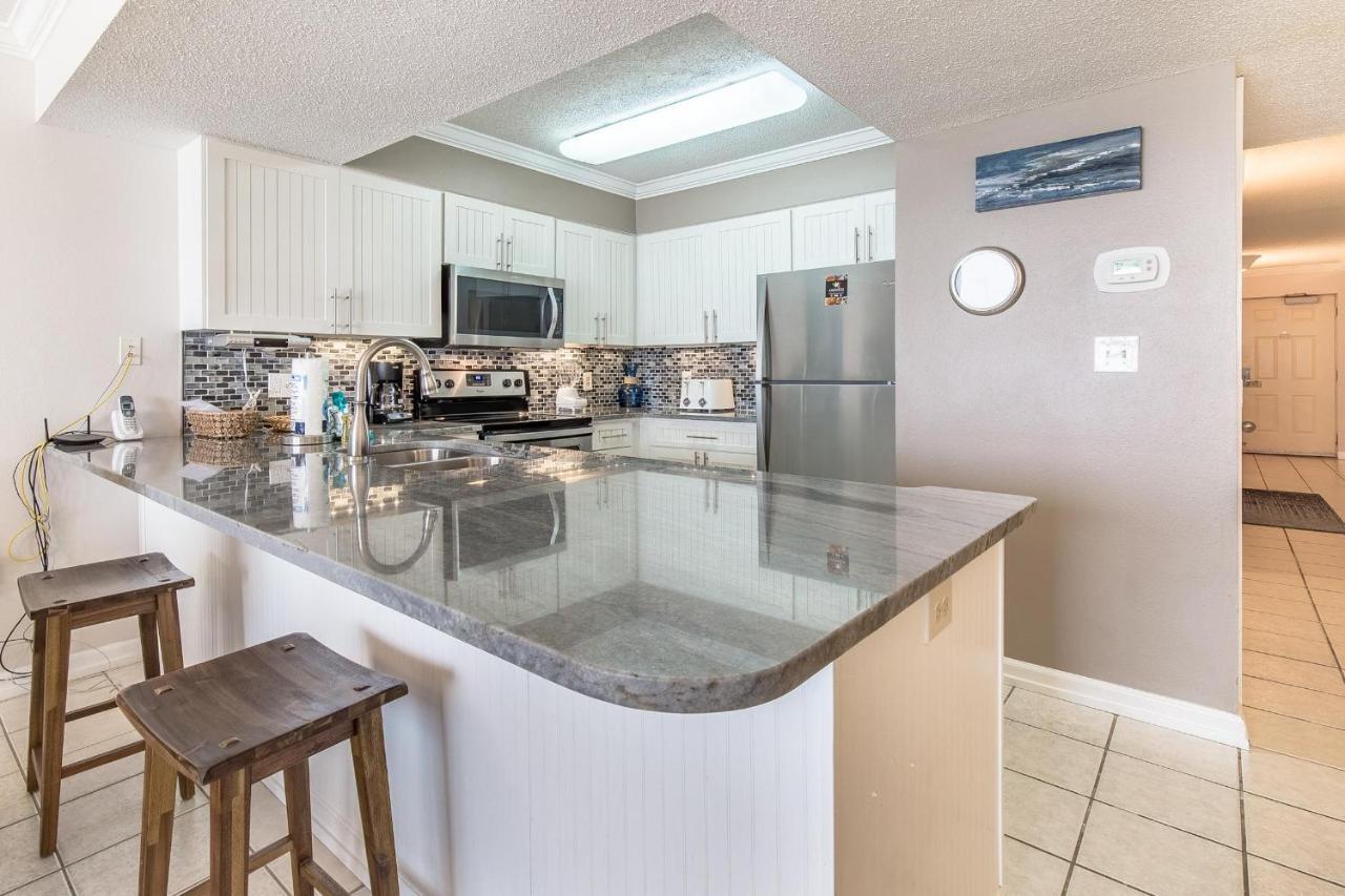 Pelican 410 Apartment Destin
