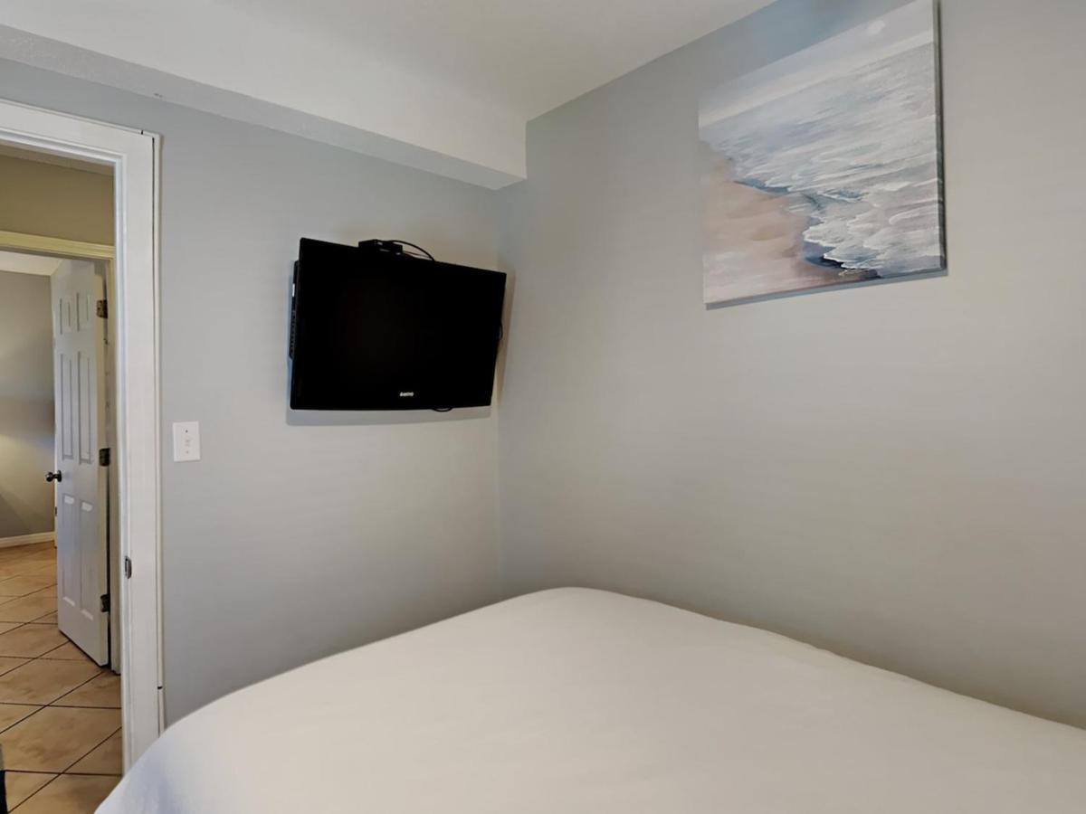 Apartment Wonder 1301 *