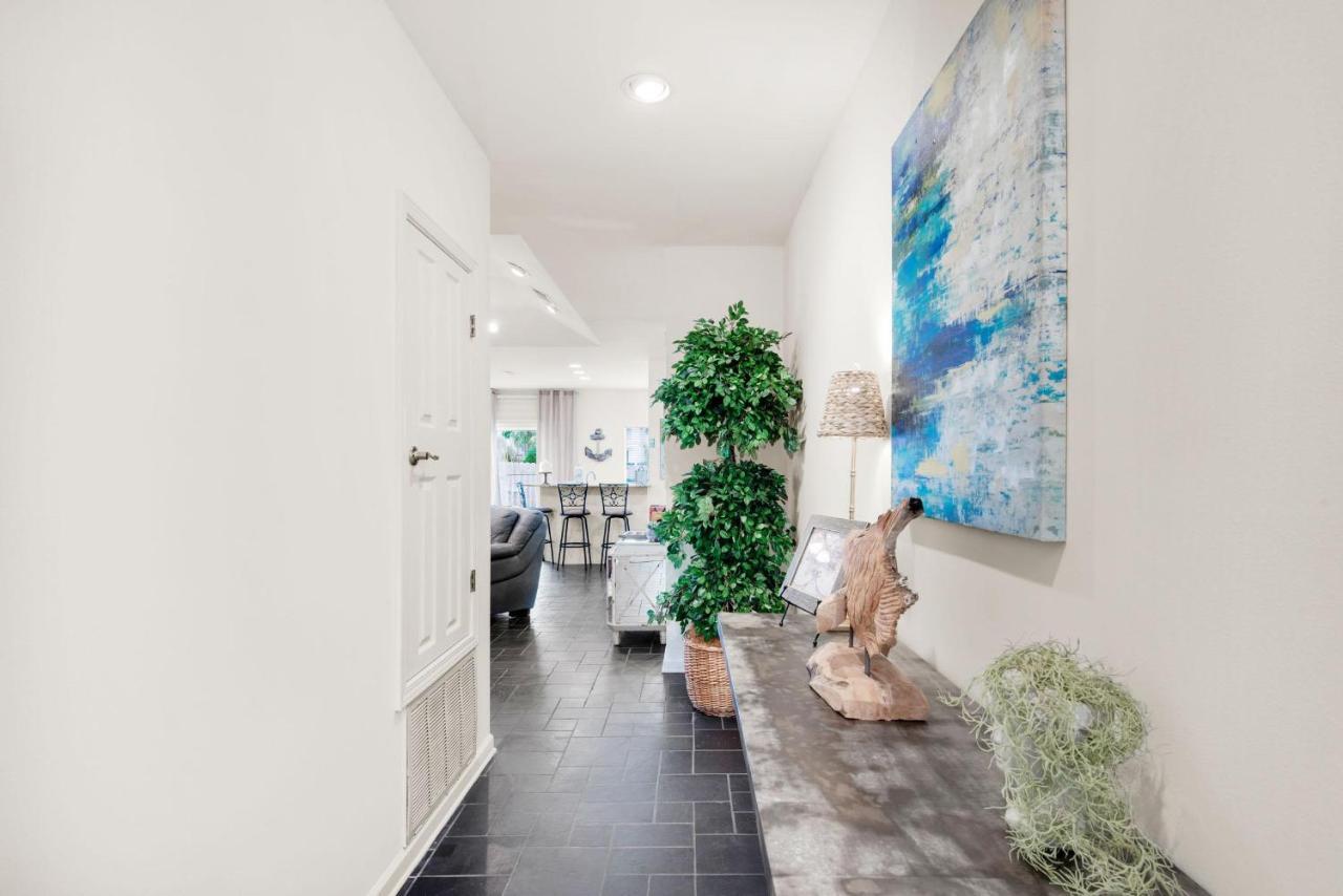 Chic Retreat