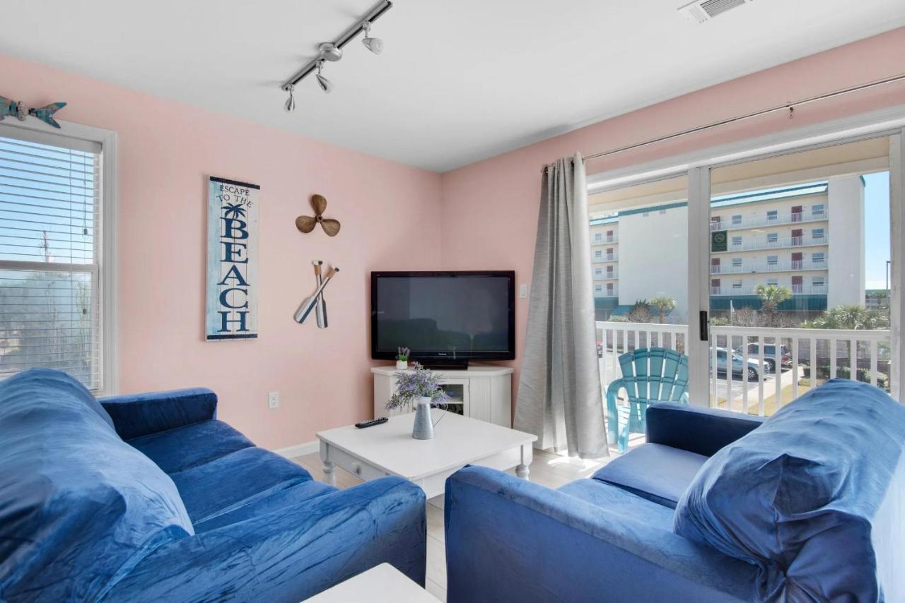 St. Martin Beachwalk 423