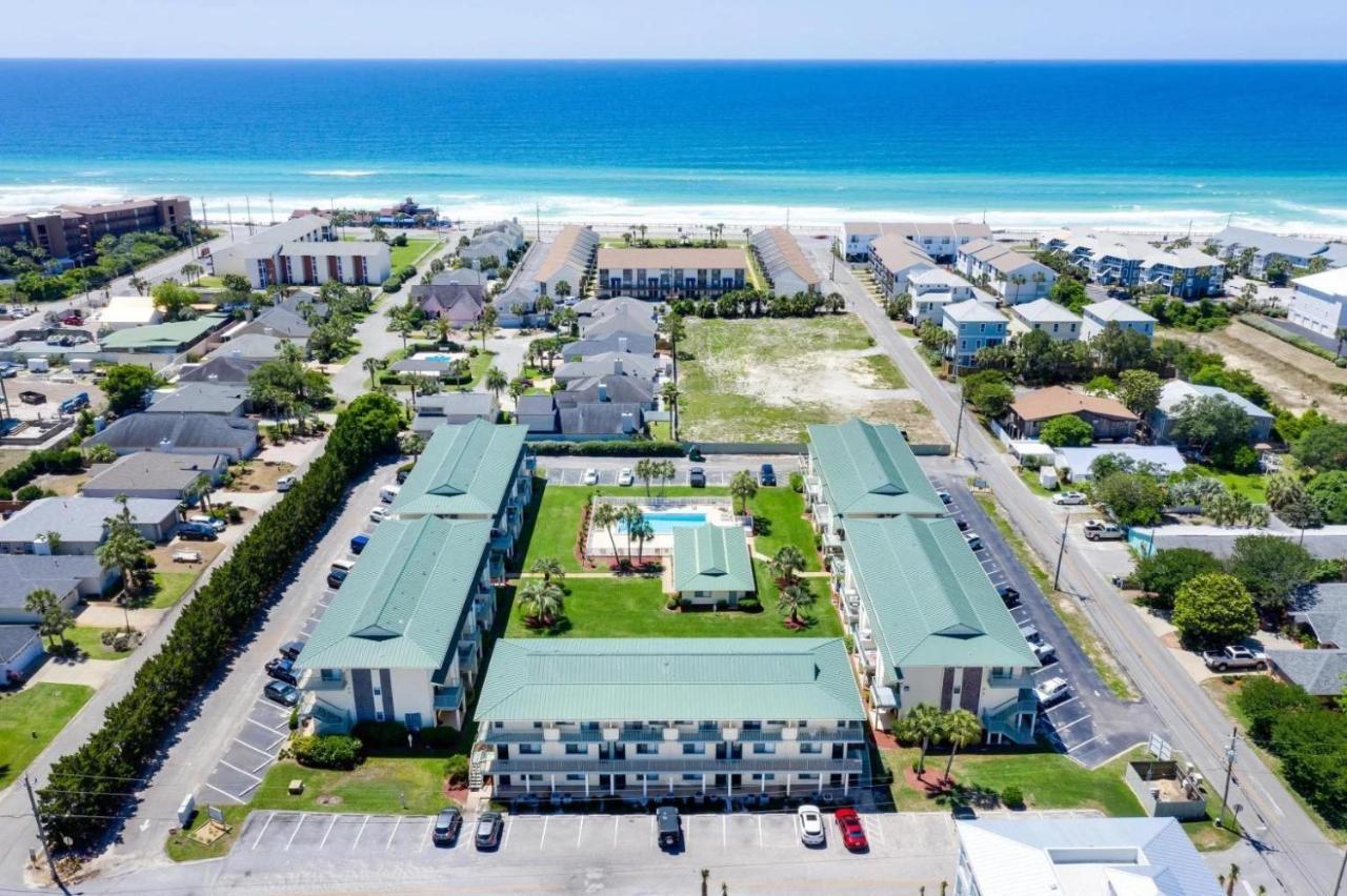 Sandprints B11- Breakaway Bliss * Destin