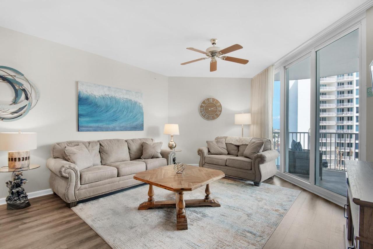 Palms #2603 Jr. 2br