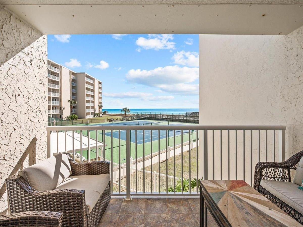 Surf And Racquet Unit 207 Holiday home