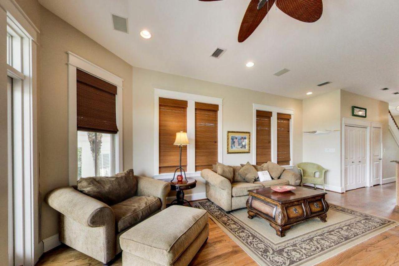 Just In Time At Pointe Holiday home *