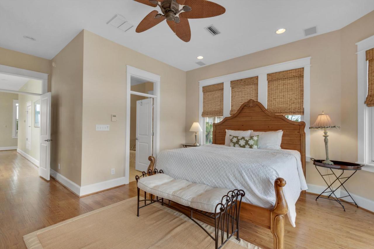 Just In Time At Pointe Holiday home