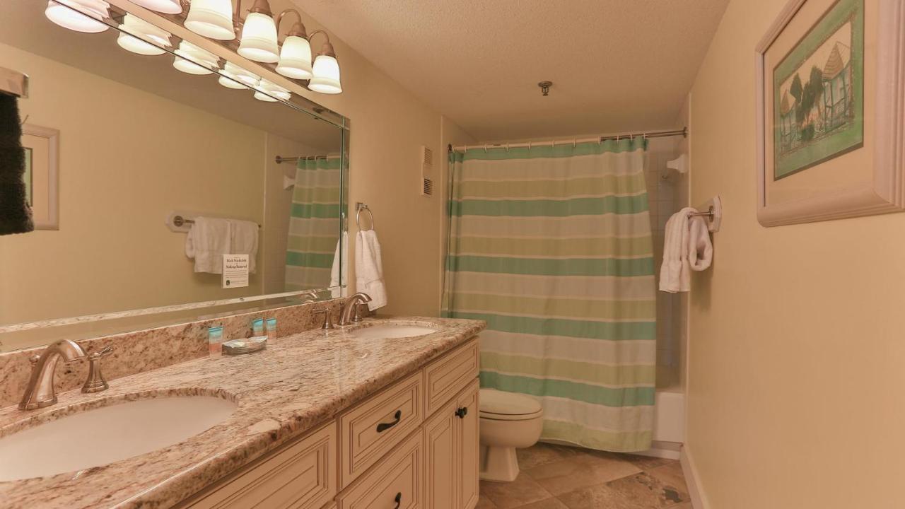 On The Gulf 302 - Perfect Location For A Family Getaway Holiday home