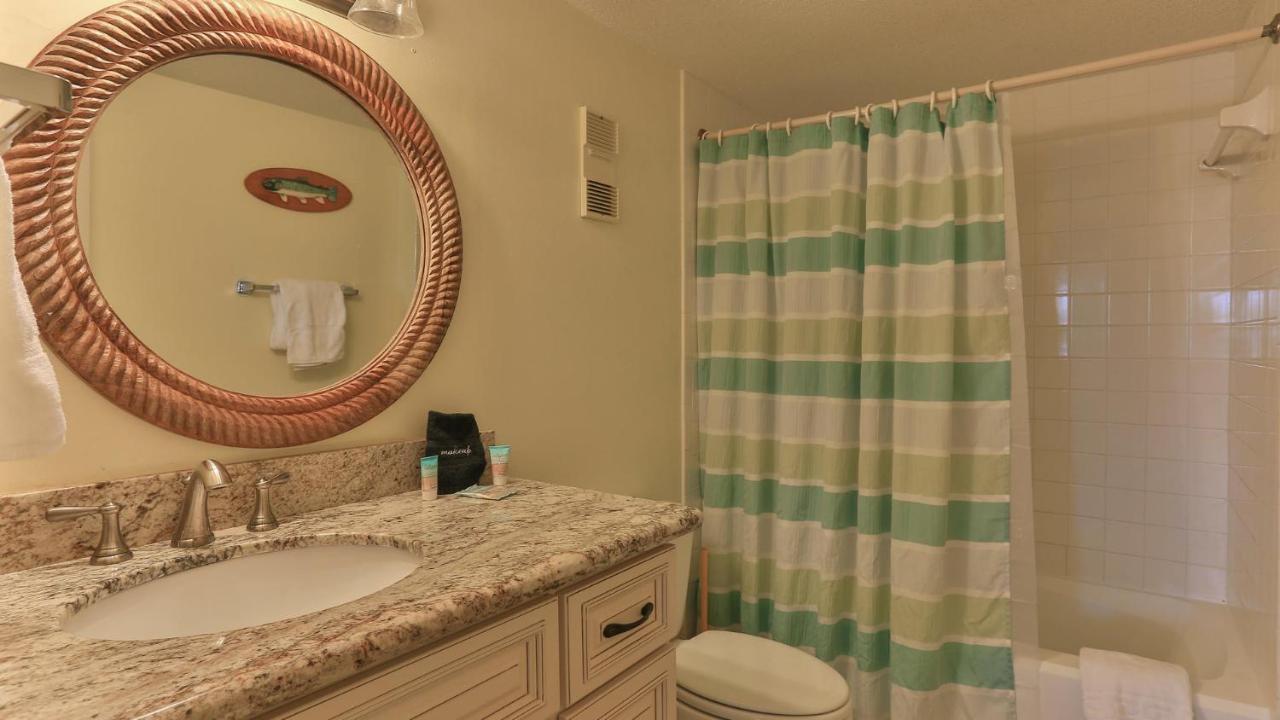 On The Gulf 302 - Perfect Location For A Family Getaway Holiday home