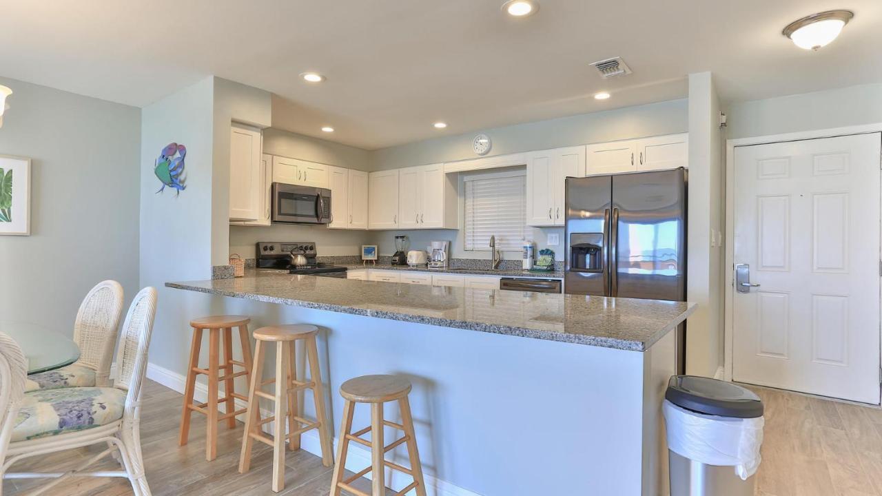 Holiday home Aegean 204 - Beautiful Front Second Floor Unit At The Aegean *