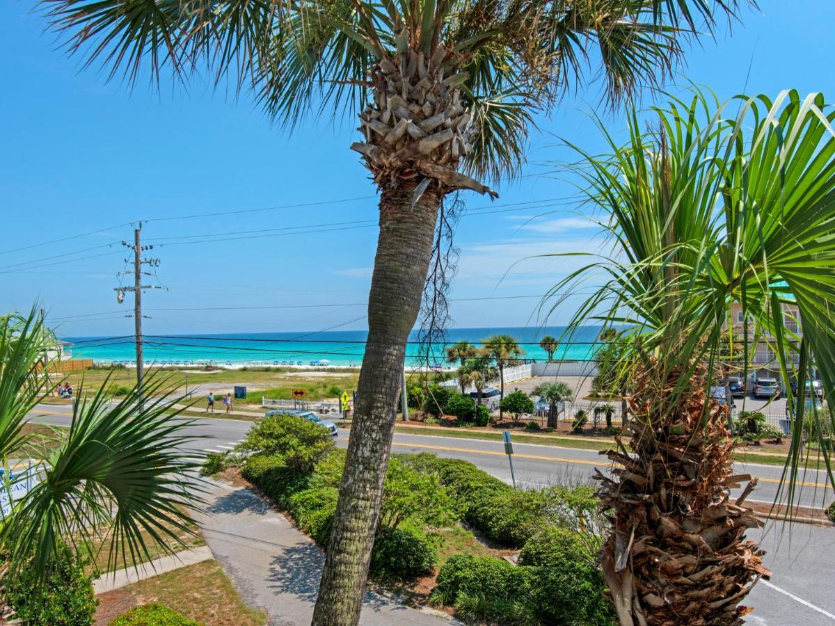 Grand Caribbean East 303 By Newman-dailey * Destin