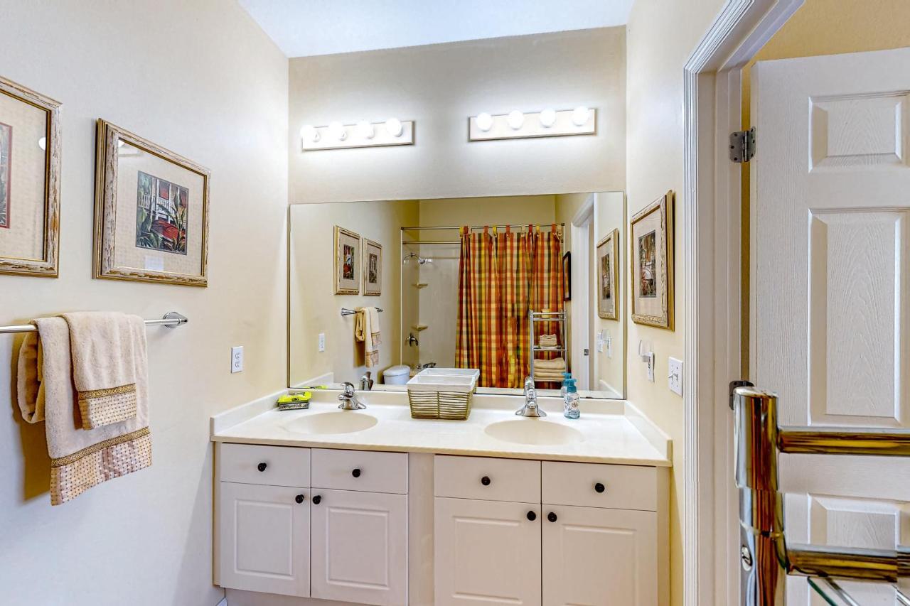 Emerald Water 207 Apartment Destin