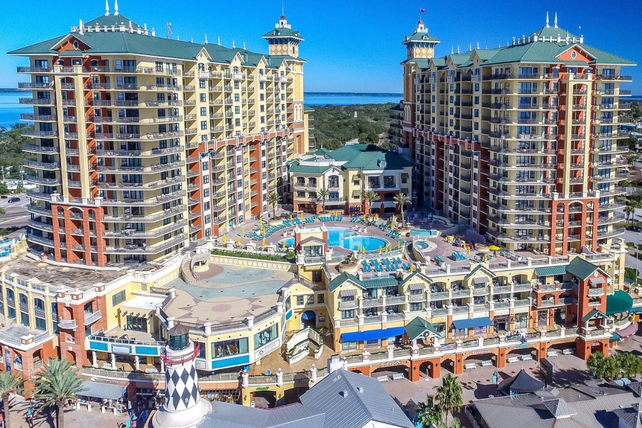 Apartment Emerald Grande W1021 *