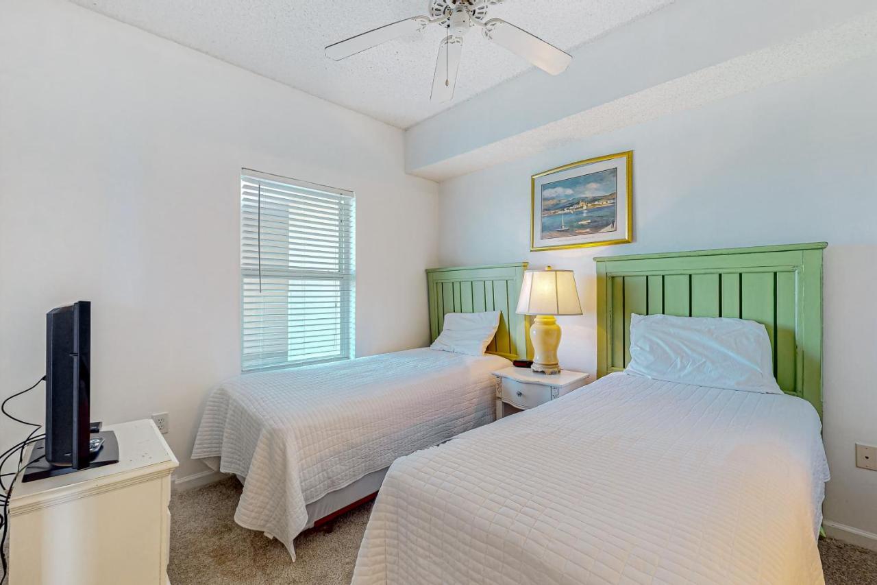 Majestic Sun B702 Apartment *