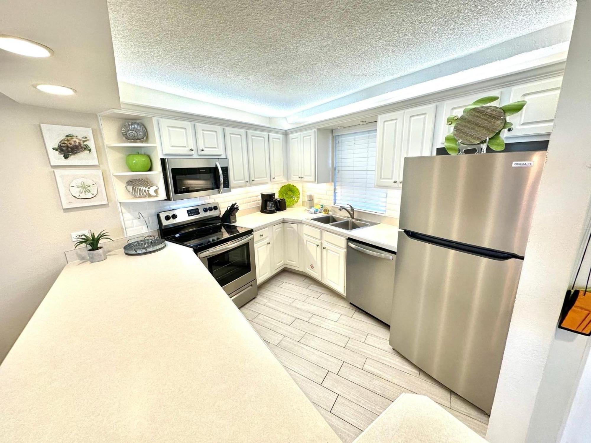 4048 Beachside One *