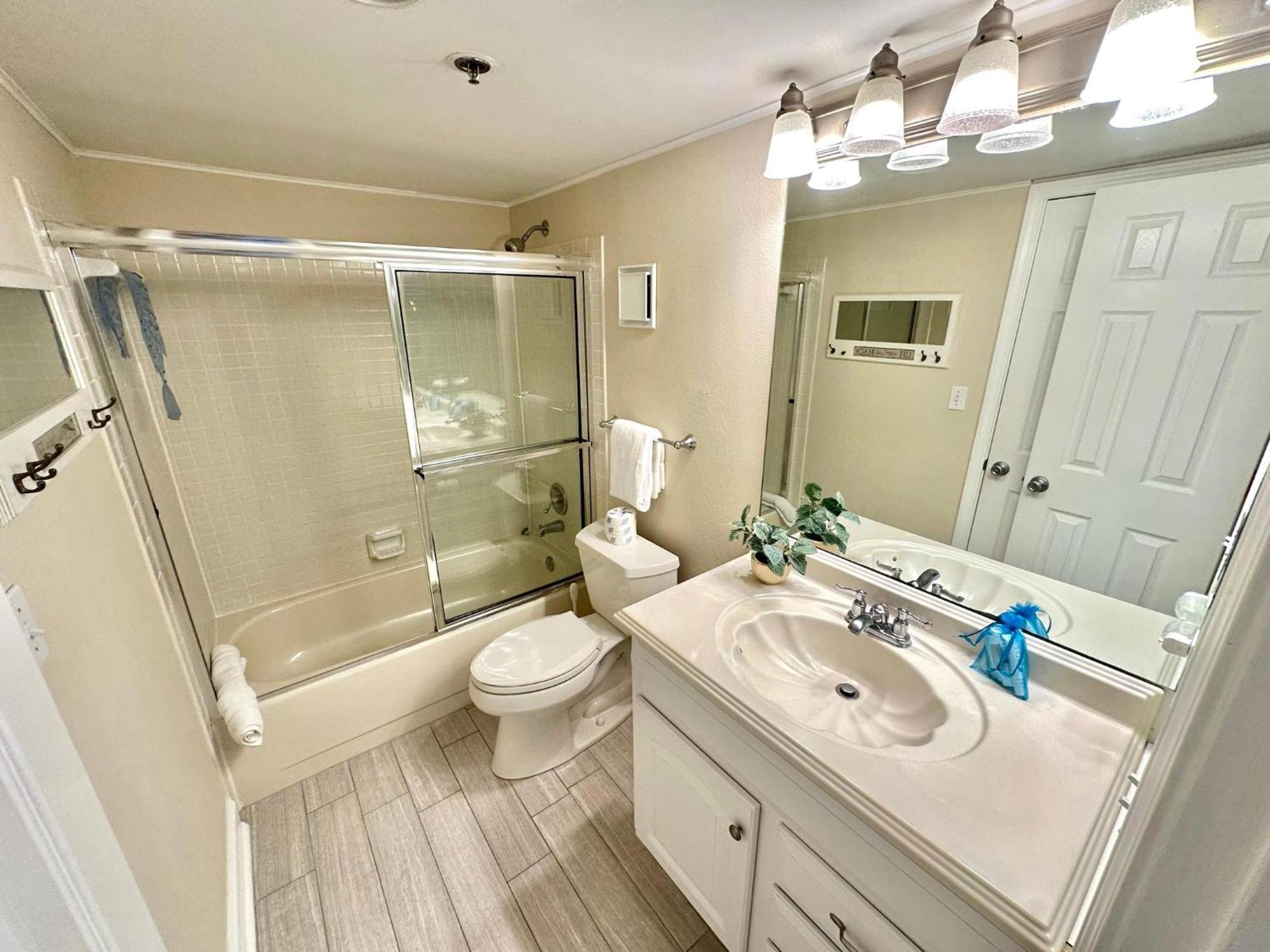 4048 Beachside One Destin
