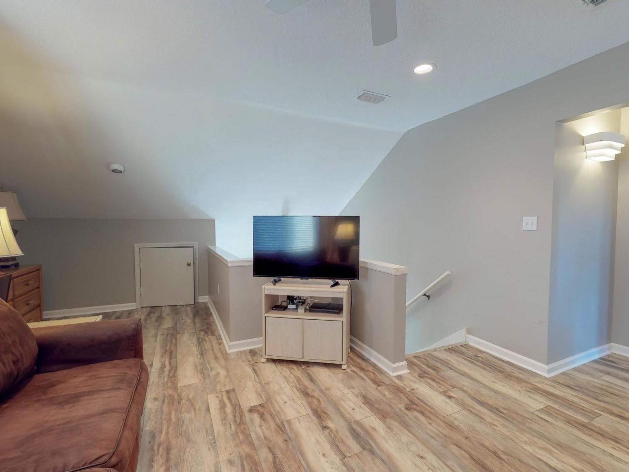 5191 Beachwalk *