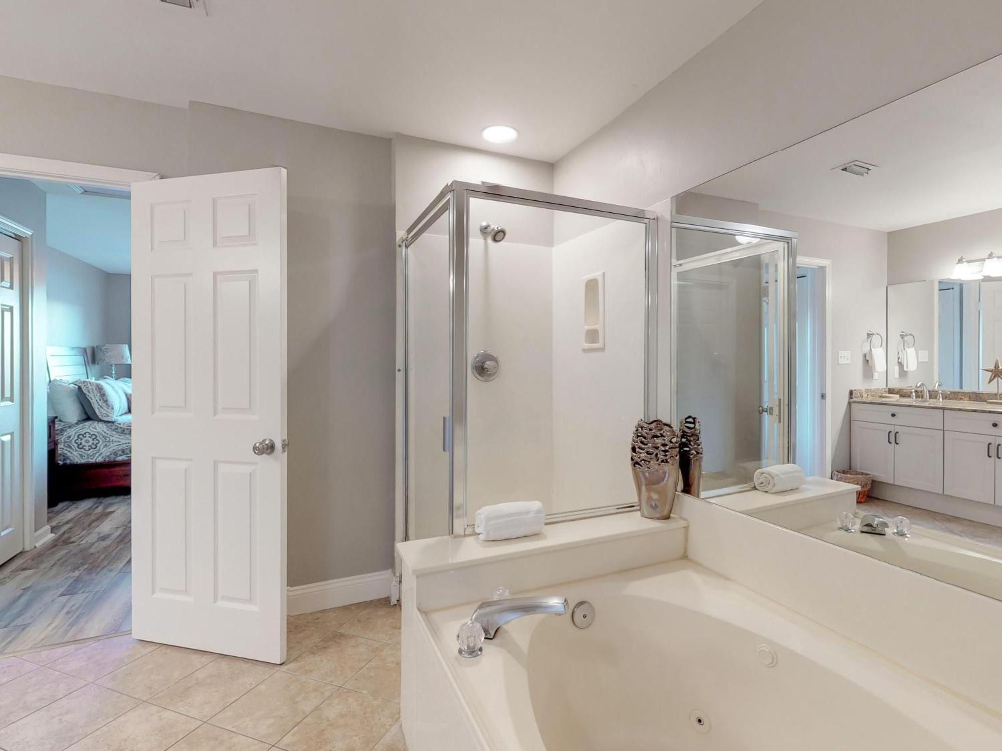 5191 Beachwalk