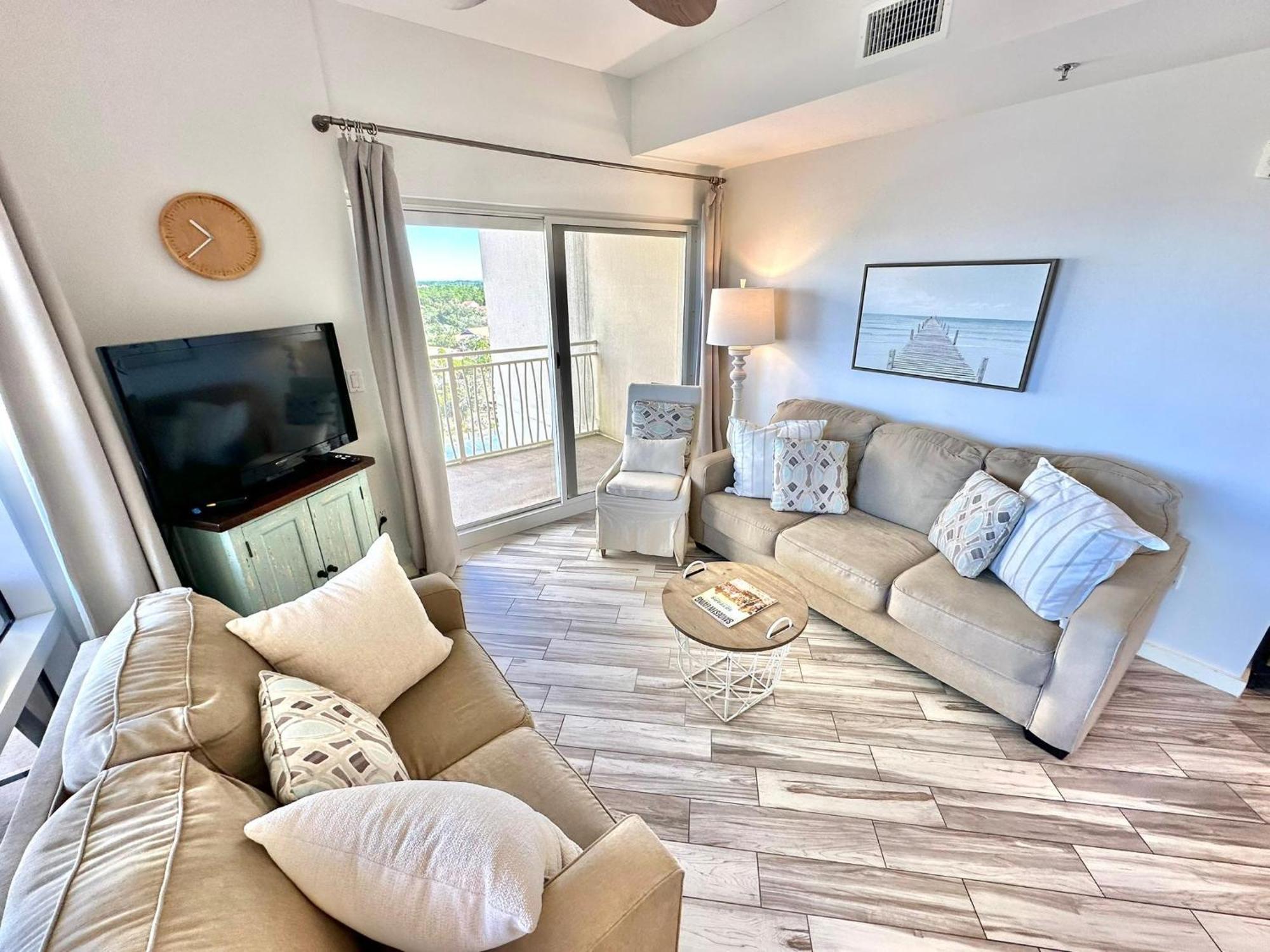 6822 And 6824 Luau Two Holiday home