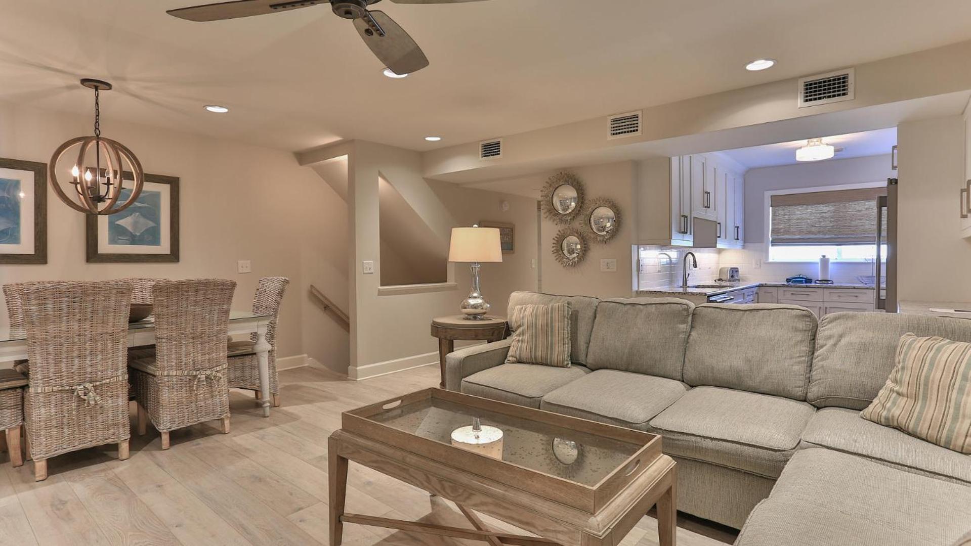 Southbay By The Gulf 132 Is A Completely Renovated 3 Bedroom Front Townhome In Holiday home