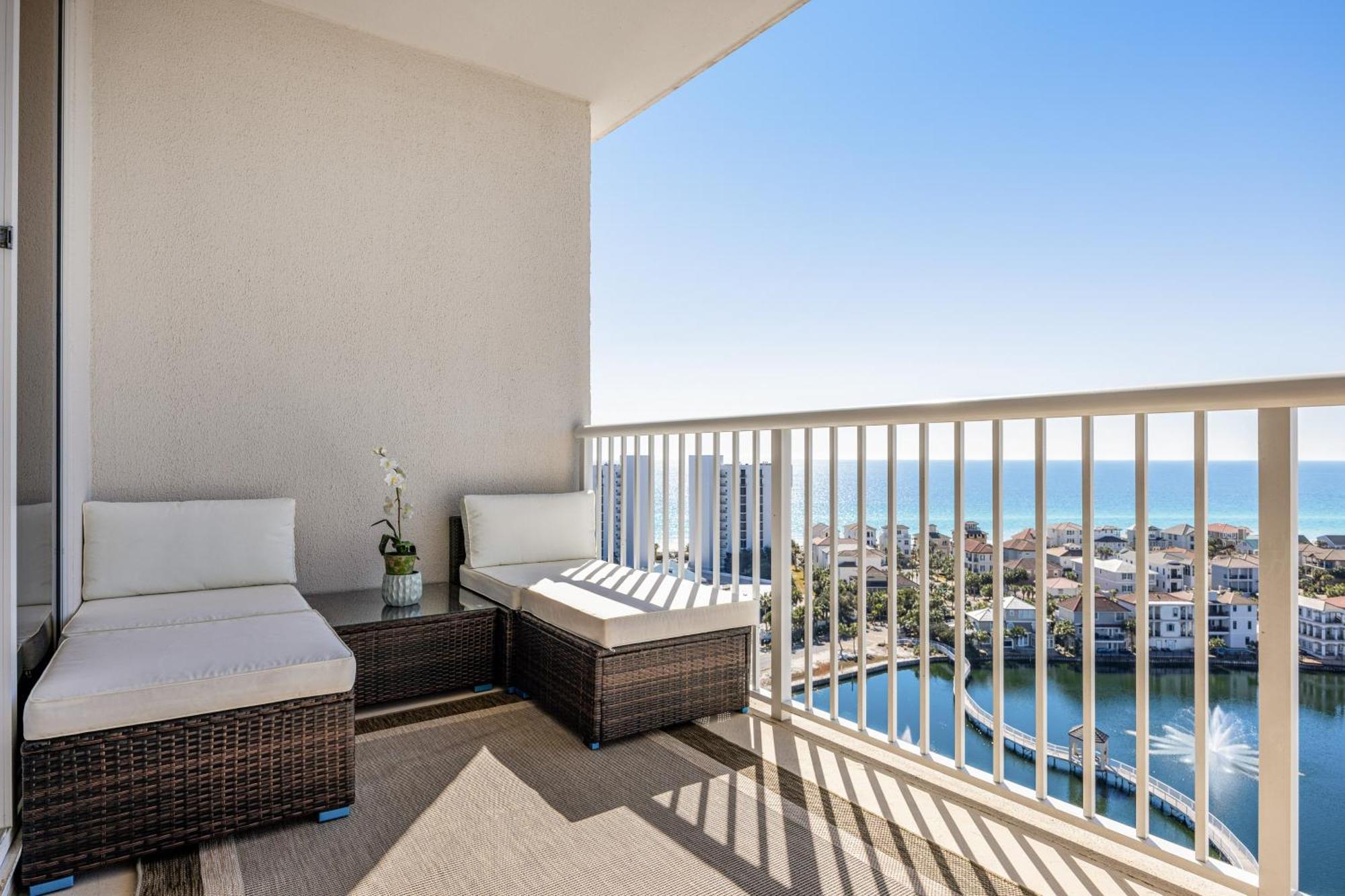 The Terrace At Pelican 1602 Apartment