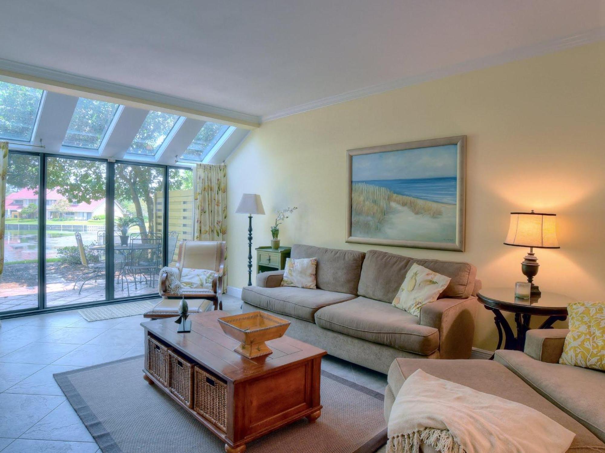5067 Beachwalk