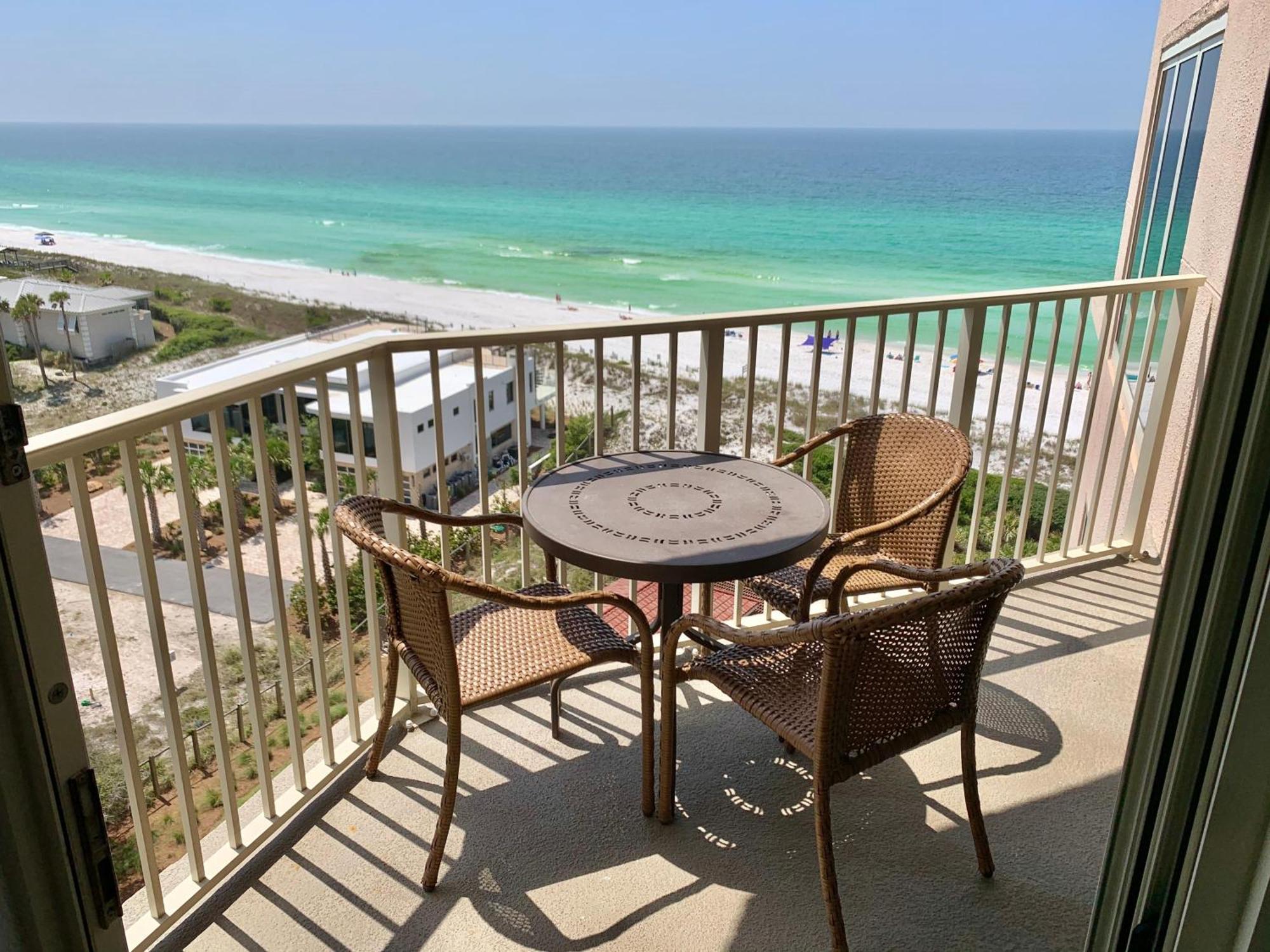 905 Tops'l Manor * Destin