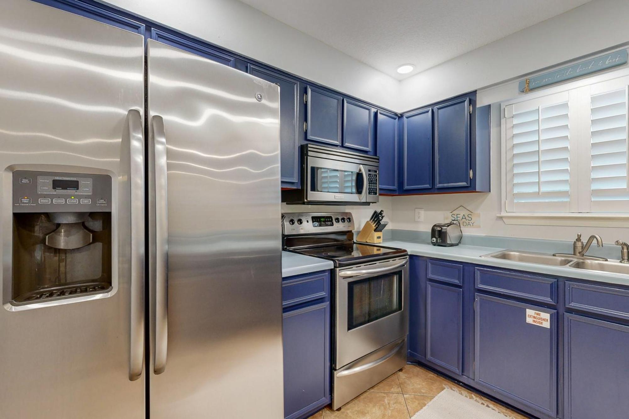 Apartment Nautical Way, Unit 111 *