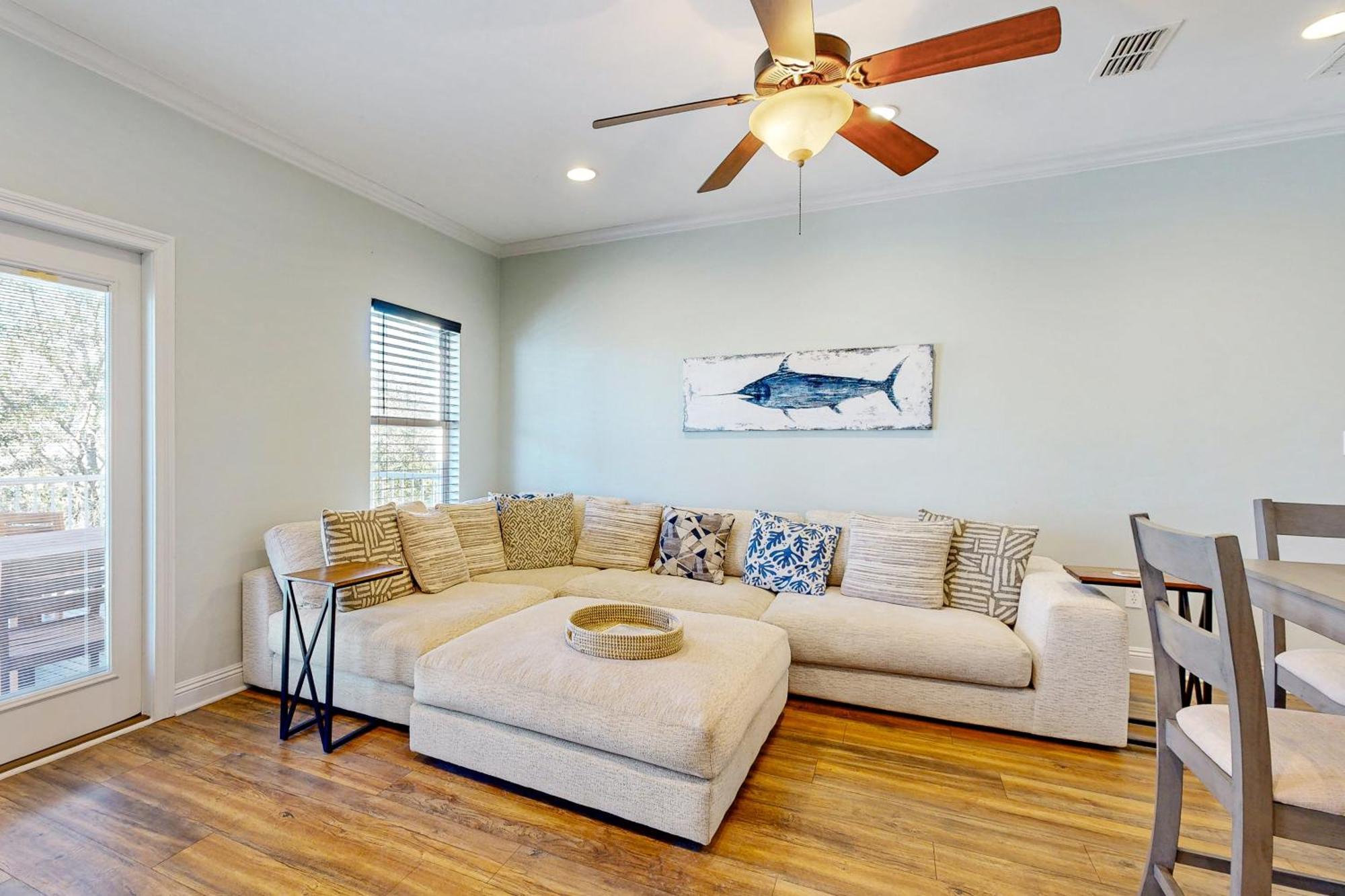 Villages Of Crystal Family Tides * Destin
